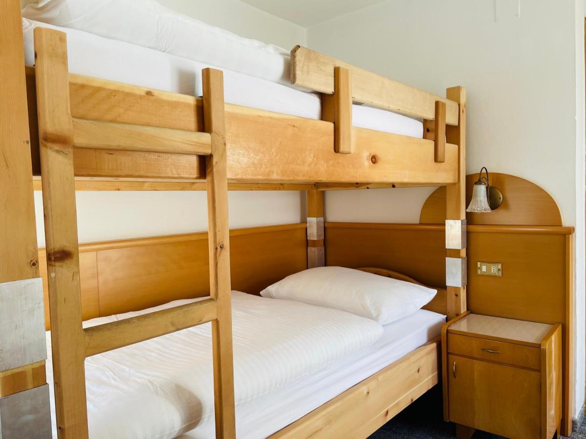 Glacier Rock Guesthouse Solda Luaran gambar