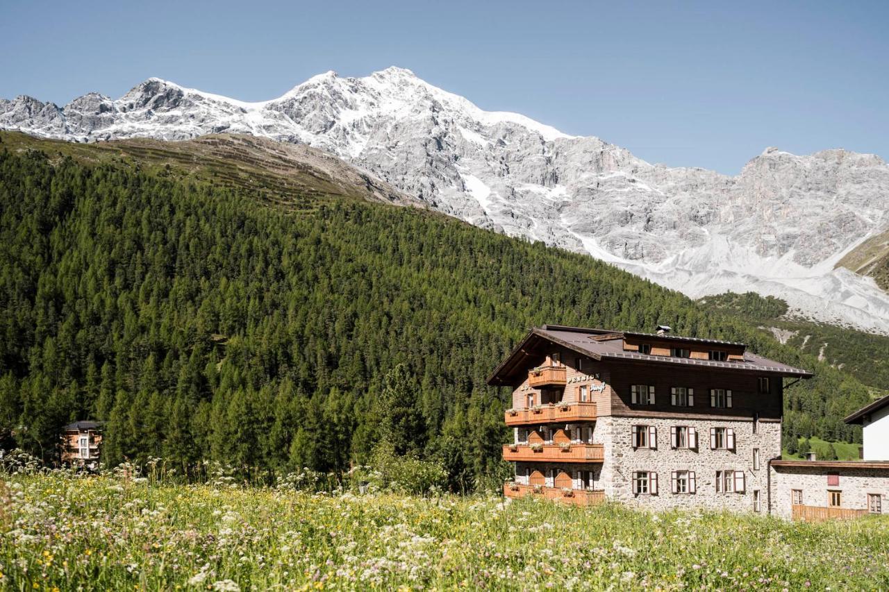 Glacier Rock Guesthouse Solda Luaran gambar