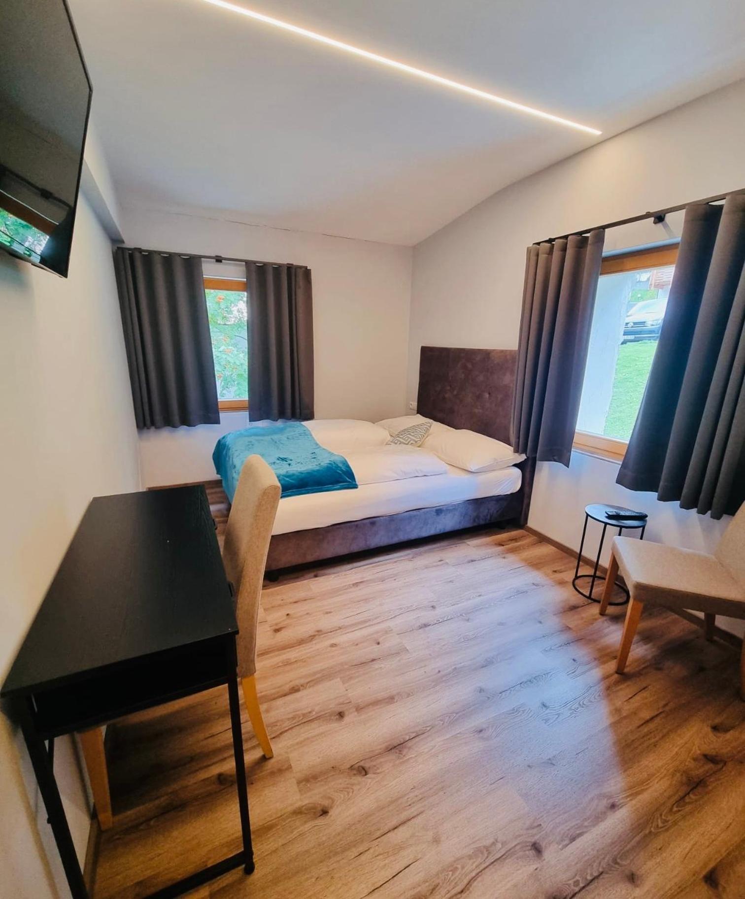 Glacier Rock Guesthouse Solda Luaran gambar